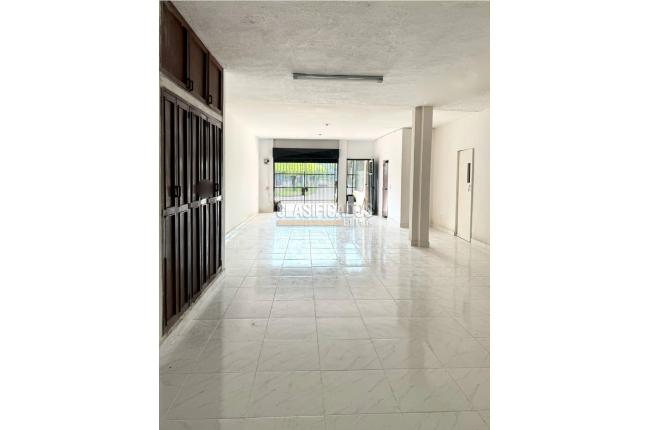 Locales y Bodegas, Alquiler, Alameda - $3.500.000