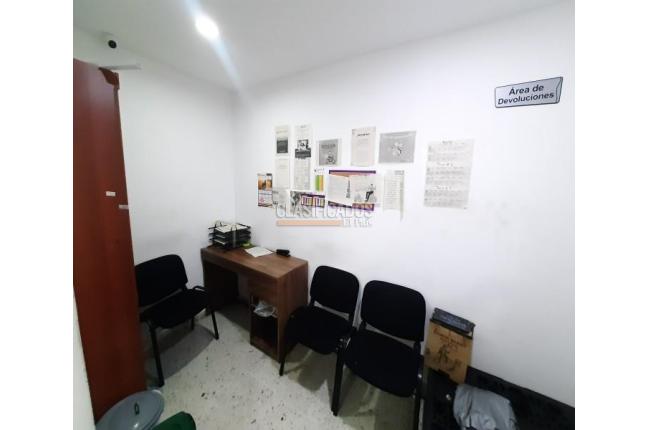 Oficinas y Consultorios, Alquiler, Los Cámbulos - $3.000.000