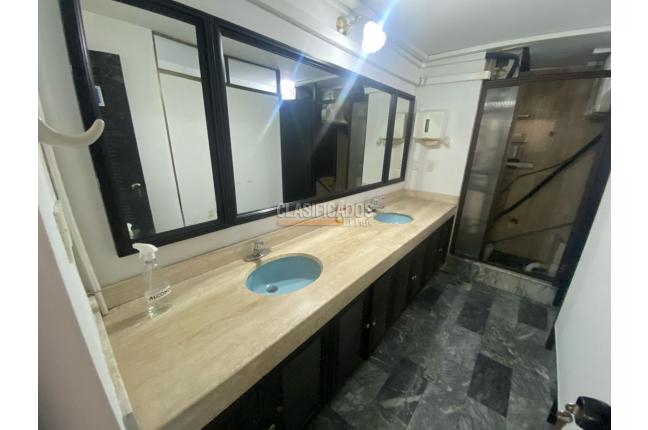Oficinas y Consultorios, Venta, Versalles - $1.300.000.000