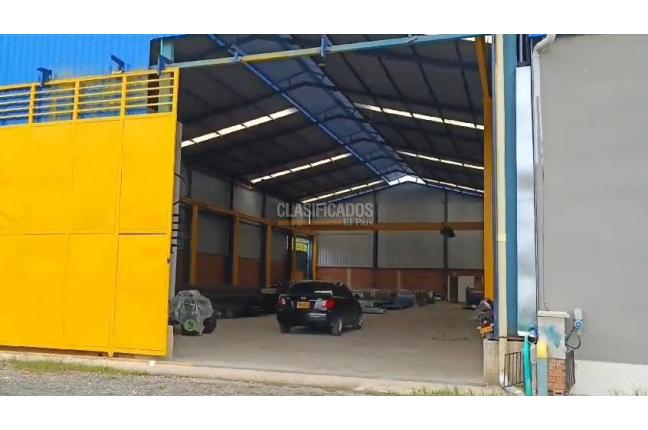 Locales y Bodegas, Alquiler, Paso del Comercio - $18.000.000