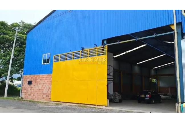 Locales y Bodegas, Alquiler, Paso del Comercio - $18.000.000