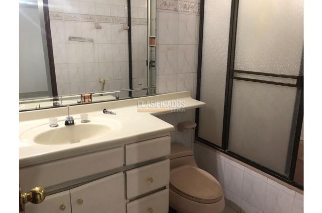 Apartamentos, Venta, Versalles - $380.000.000