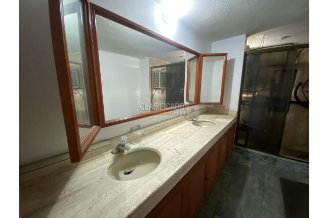 Oficinas y Consultorios, Venta, Versalles - $850.000.000
