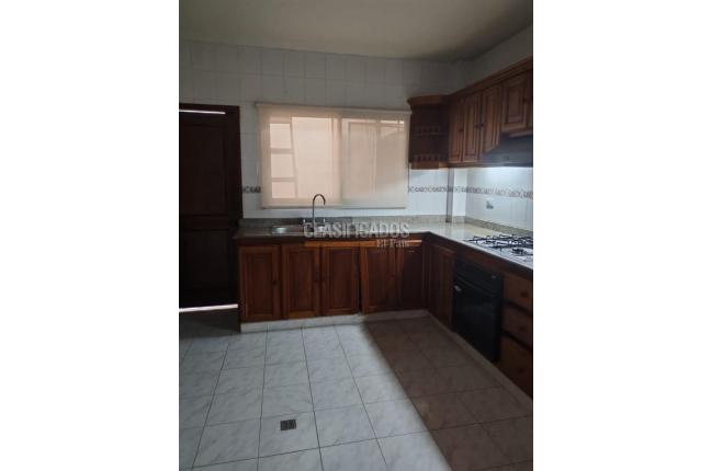 Casas, Venta, Ciudad Jardín - $850.000.000