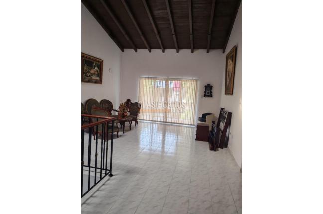 Casas, Venta, Ciudad Jardín - $850.000.000