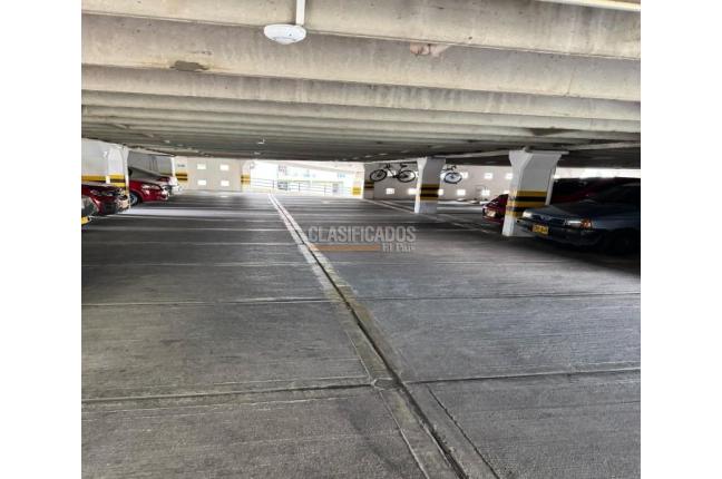 Apartamentos, Alquiler, Primero de Mayo - $1.400.000