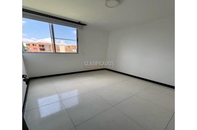 Apartamentos, Alquiler, Primero de Mayo - $1.400.000