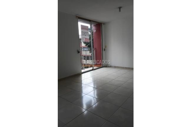 Apartamentos, Alquiler, Álamos - $1.200.000