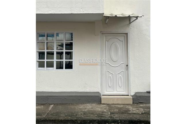 Apartaestudios, Alquiler, Brisas de los Álamos - $600.000