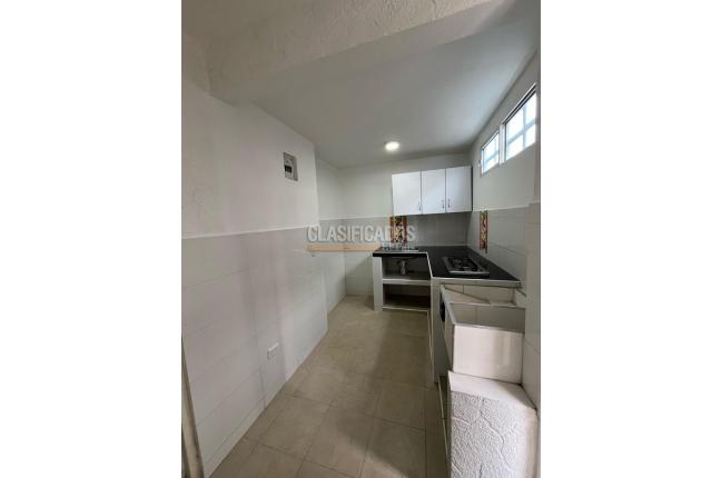 Apartaestudios, Alquiler, Brisas de los Álamos - $600.000