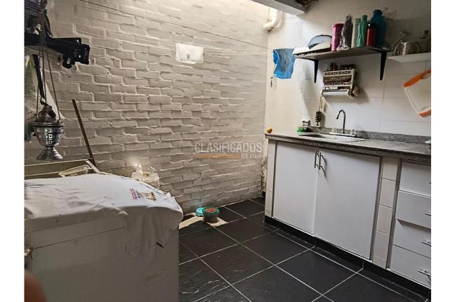 Casas, Venta, Junín - $400.000.000