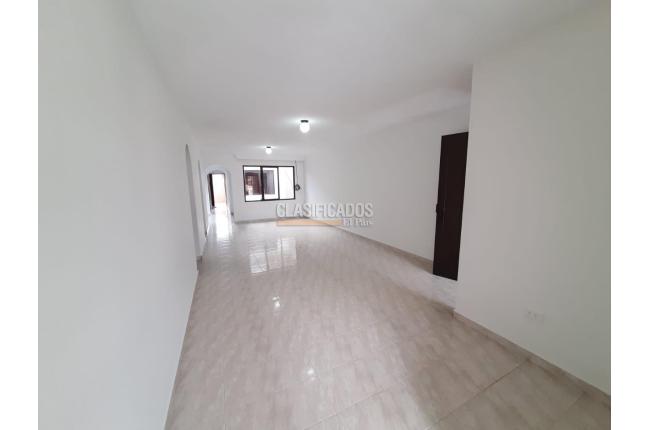 Casas, Alquiler, Junín - $1.600.000
