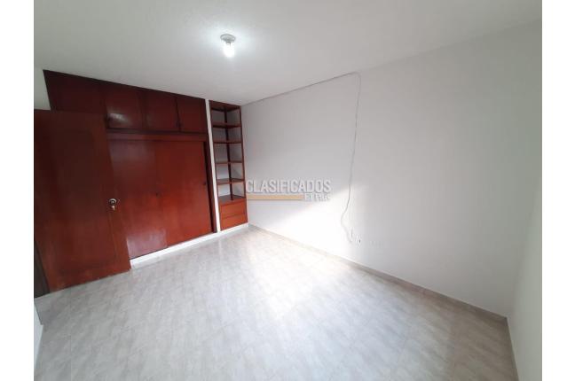 Casas, Alquiler, Junín - $1.600.000