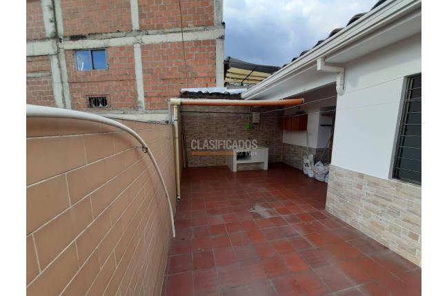 Casas, Alquiler, Junín - $1.600.000