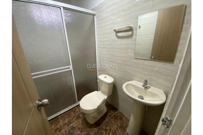Apartaestudios, Alquiler, Cristales - $950.000