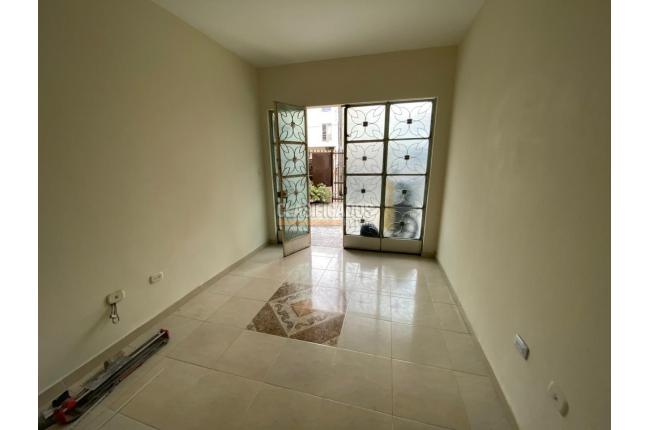 Apartaestudios, Alquiler, Colseguros - $950.000