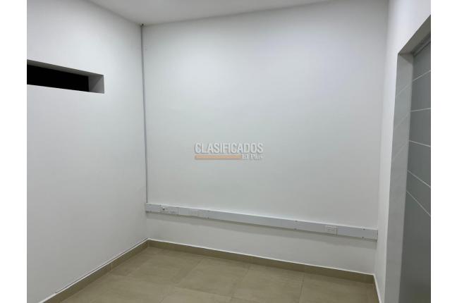 Locales y Bodegas, Alquiler, Versalles - $17.000.000