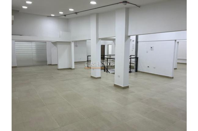Locales y Bodegas, Alquiler, Versalles - $17.000.000