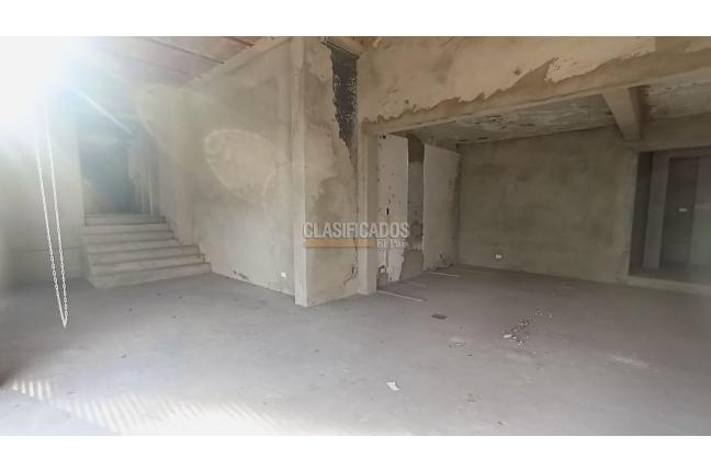 Locales y Bodegas, Alquiler, Granada - $6.000.000