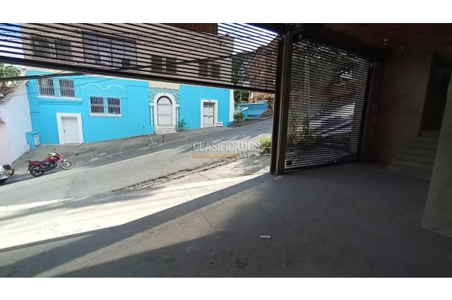 Locales y Bodegas, Alquiler, Granada - $6.000.000