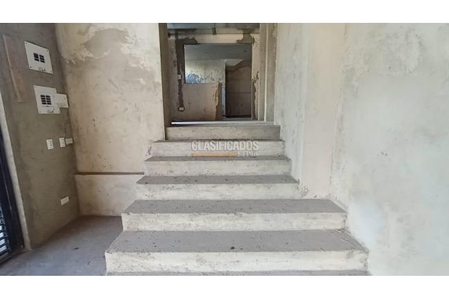 Locales y Bodegas, Alquiler, Granada - $6.000.000