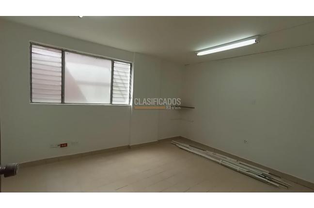 Oficinas y Consultorios, Alquiler, La Flora - $2.500.000