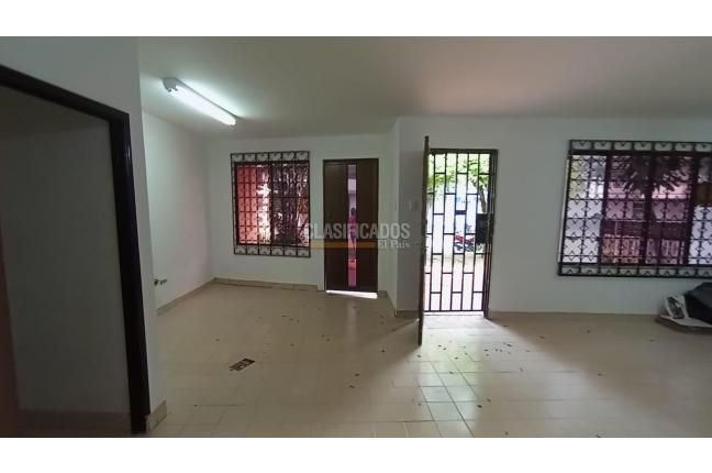 Oficinas y Consultorios, Alquiler, La Flora - $2.500.000