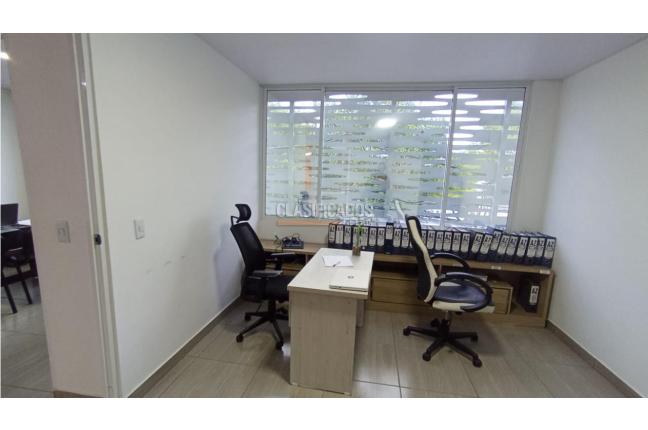 Locales y Bodegas, Alquiler, Bretaña - $5.000.000