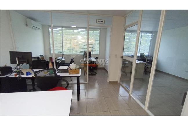 Locales y Bodegas, Alquiler, Bretaña - $5.000.000