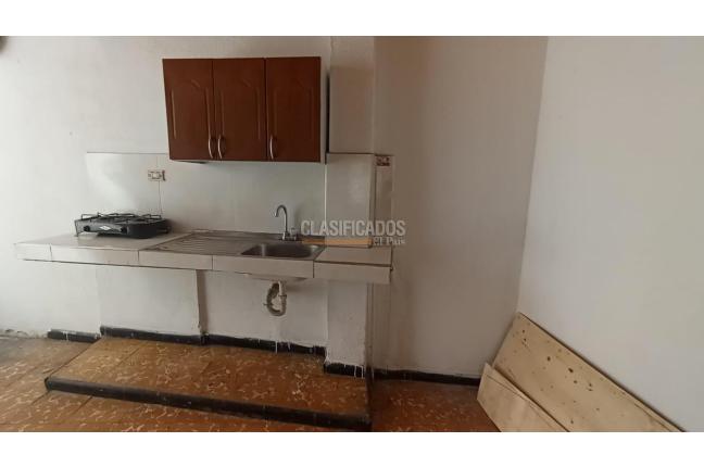 Apartamentos, Alquiler, El Troncal - $700.000