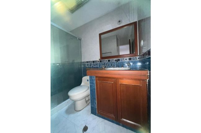 Casas, Alquiler, San Joaquín - $4.400.000