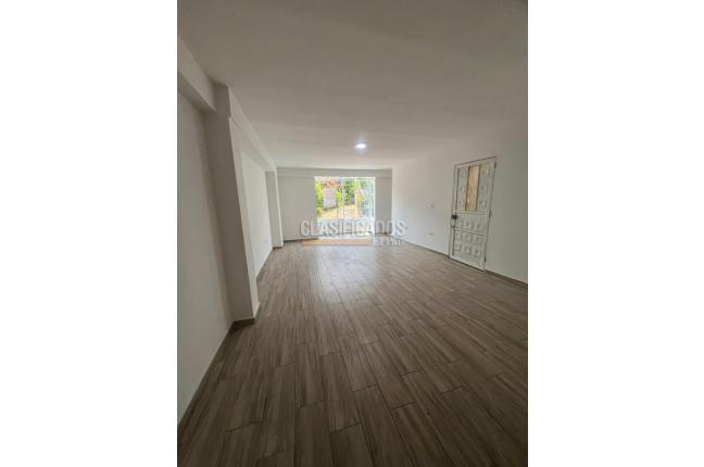 Apartamentos, Alquiler, Cristales - $1.300.000