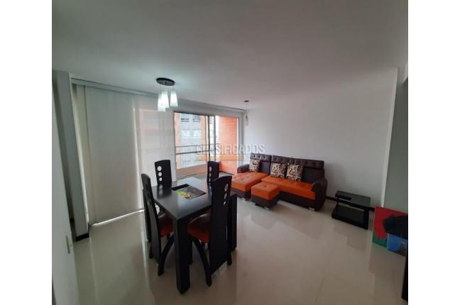 Apartamentos, Alquiler, Ciudad Jardín - $3.000.000