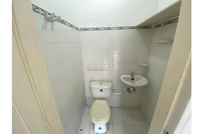 Locales y Bodegas, Alquiler, San Vicente - $635.000