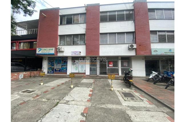 Locales y Bodegas, Alquiler, San Vicente - $635.000
