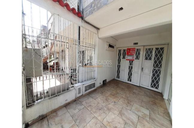 Apartamentos, Alquiler, La Base - $950.000