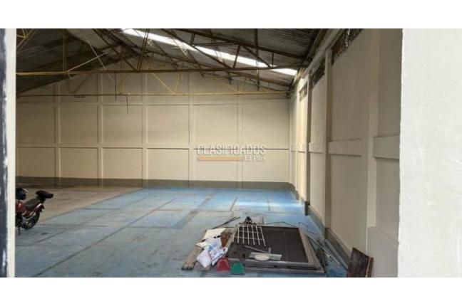 Locales y Bodegas, Alquiler, El Bosque - $6.400.000
