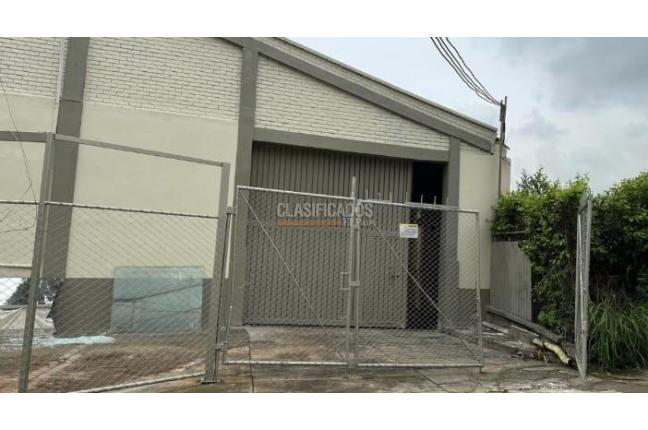 Locales y Bodegas, Alquiler, El Bosque - $6.400.000