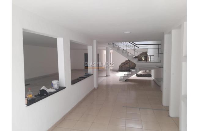 Locales y Bodegas, Alquiler, San Vicente - $11.000.000