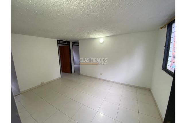 Apartamentos, Alquiler, Alcázares - $720.000