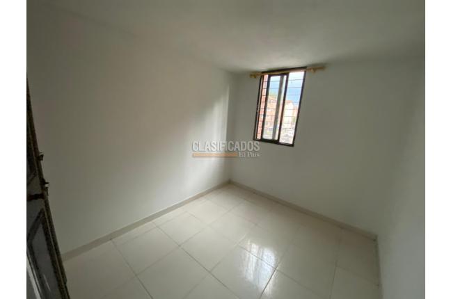 Apartamentos, Alquiler, Alcázares - $720.000