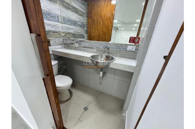 Oficinas y Consultorios, Alquiler, El Peñón - $5.500.000