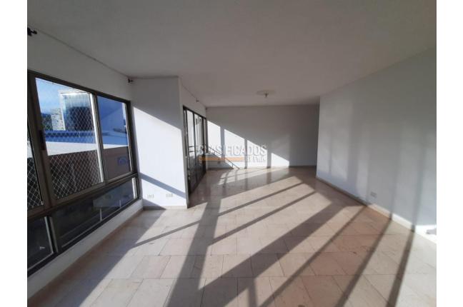 Apartamentos, Alquiler, Los Cámbulos - $1.800.000