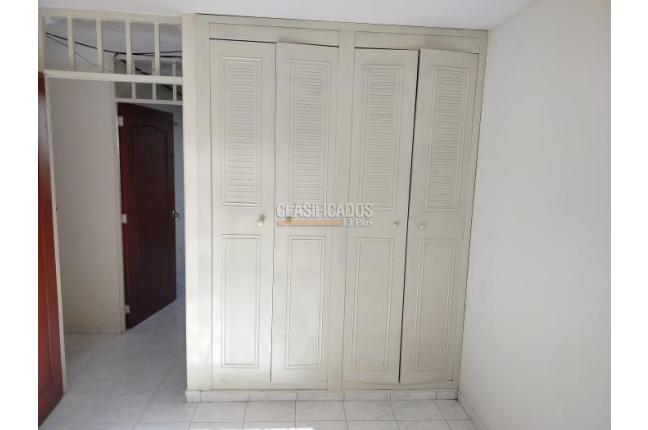 Apartamentos, Venta, Alcázares - $160.000.000