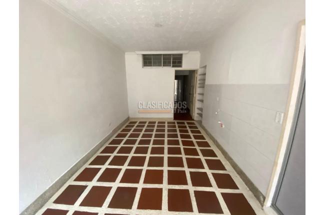 Locales y Bodegas, Alquiler, Alameda - $950.000