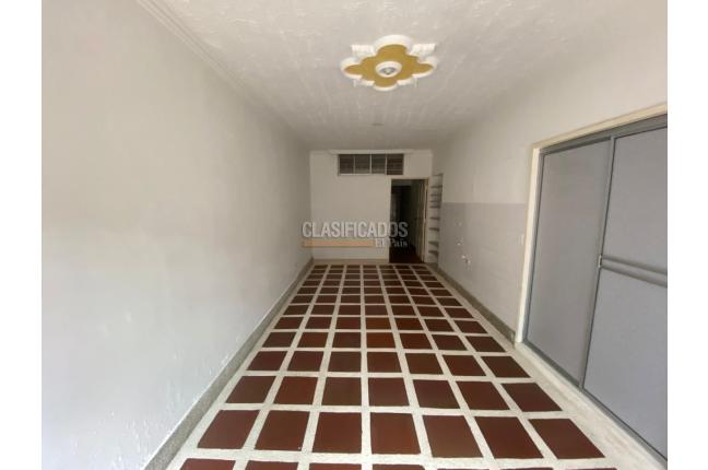Locales y Bodegas, Alquiler, Alameda - $950.000