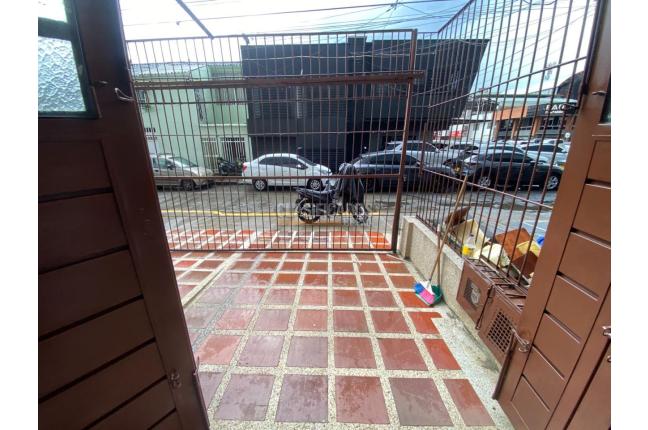 Locales y Bodegas, Alquiler, Alameda - $950.000
