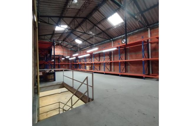 Locales y Bodegas, Alquiler, Alameda - $3.000.000