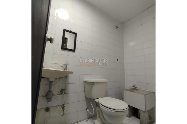 Locales y Bodegas, Alquiler, Alameda - $3.000.000