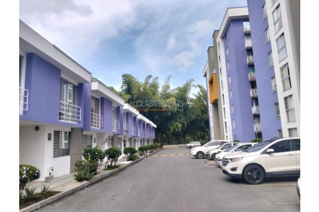 Casas, Venta en Dos Quebradas